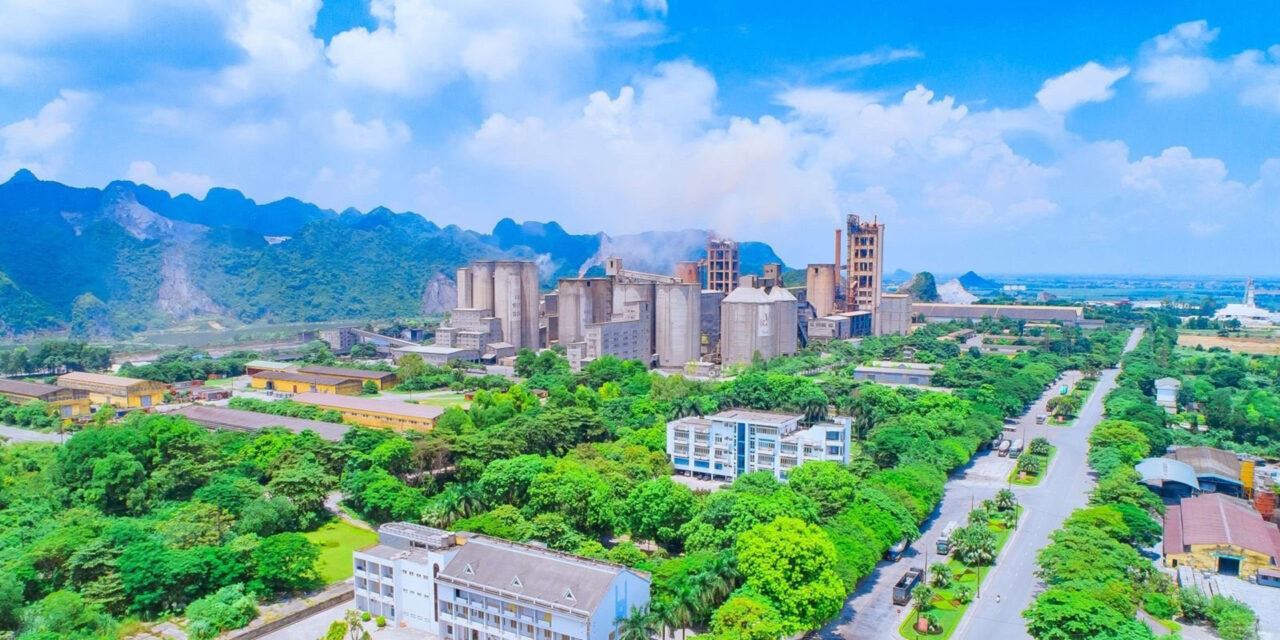 ESEC organized a training course “Building data infrastructure and optimizing Cement production” at Vietnam Cement Corporation (VICEM)