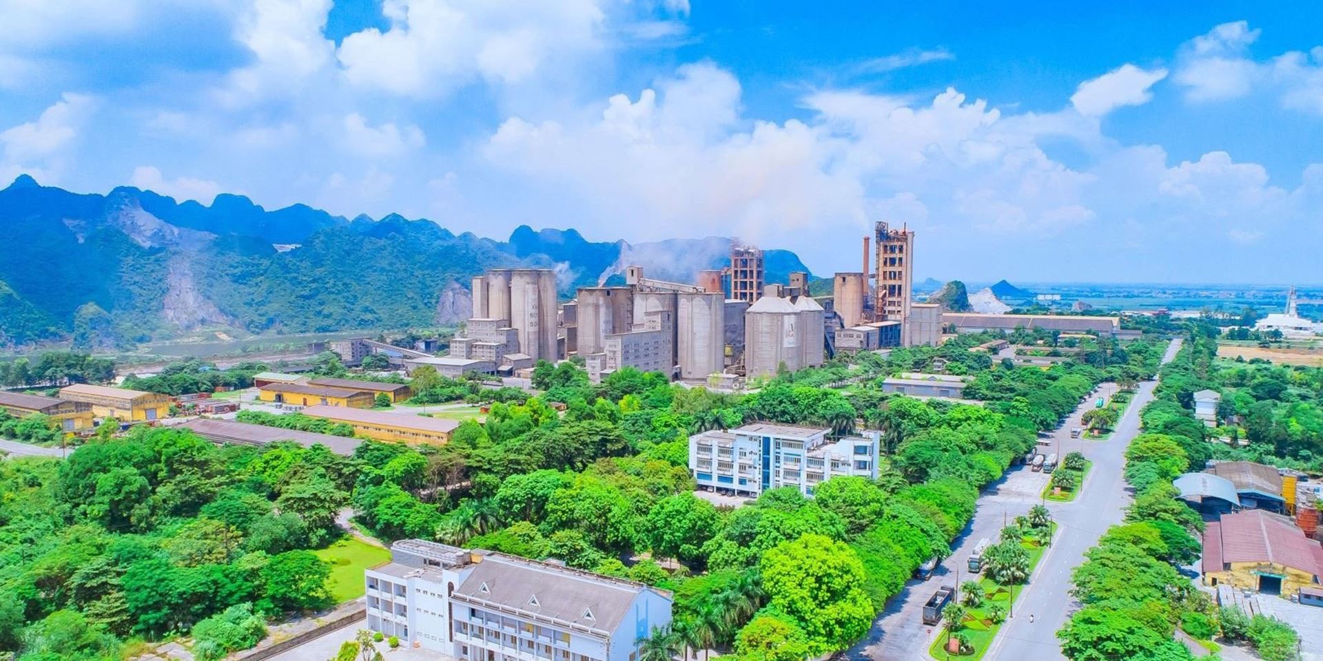 ESEC organized a training course “Building data infrastructure and optimizing Cement production” at Vietnam Cement Corporation (VICEM)